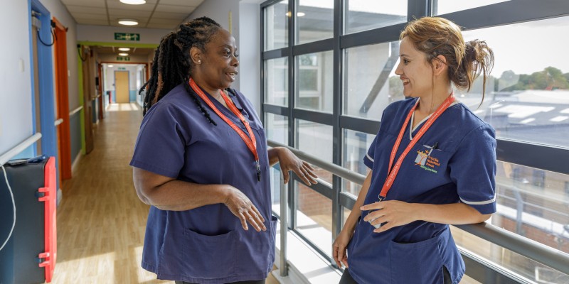 Nursing-staff-in-corridor